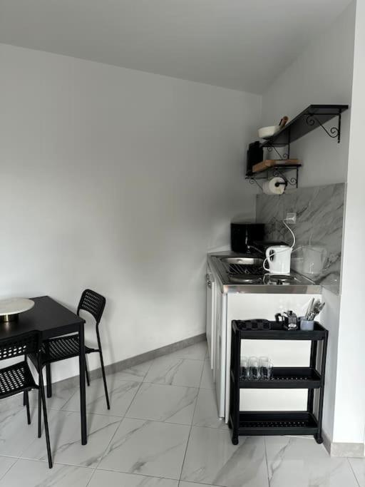 Montreuil *